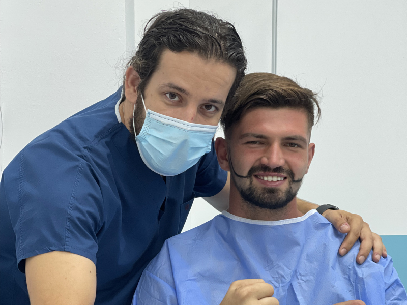 Trasplante De Barba